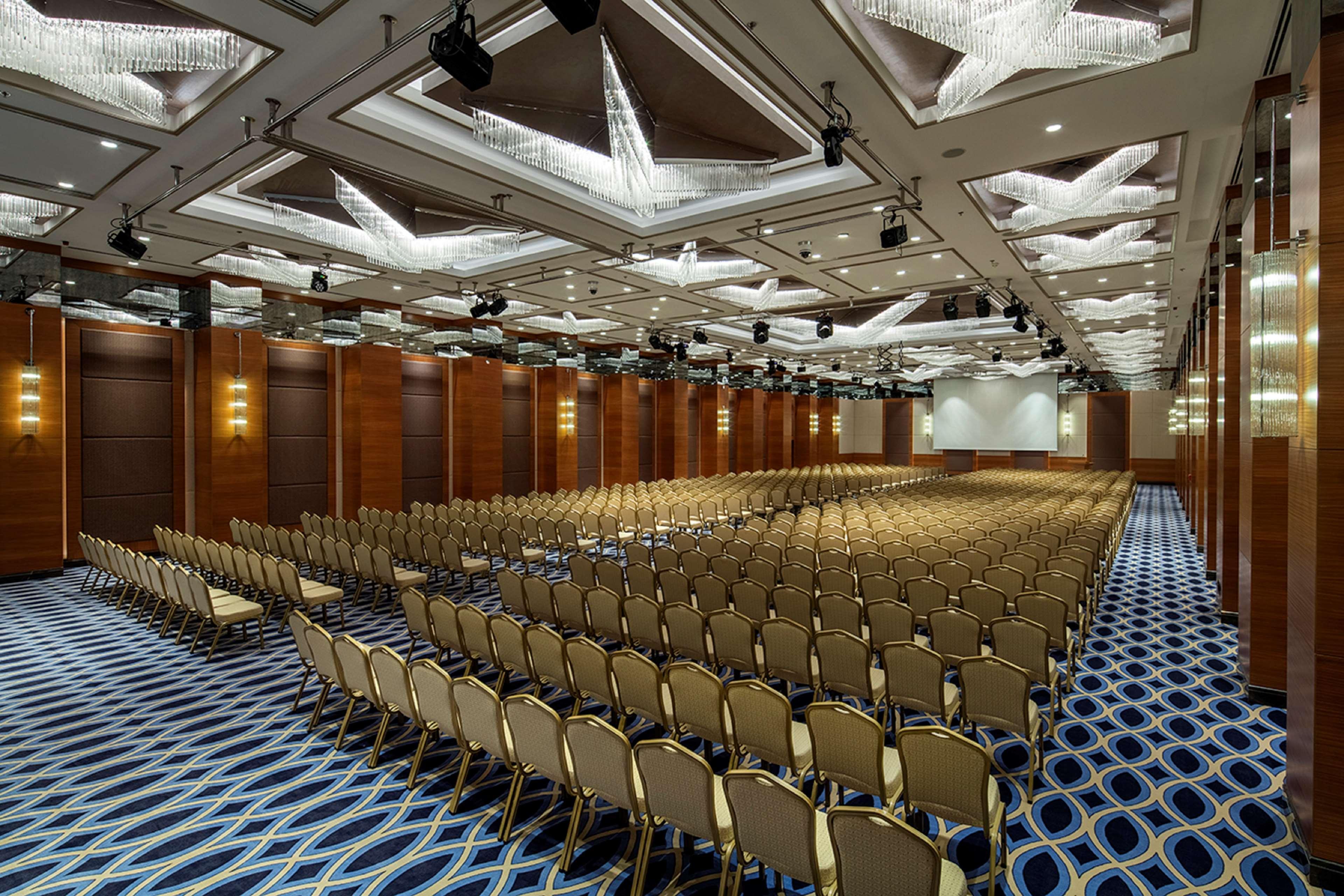 Doubletree By Hilton Istanbul Topkapi Zewnętrze zdjęcie